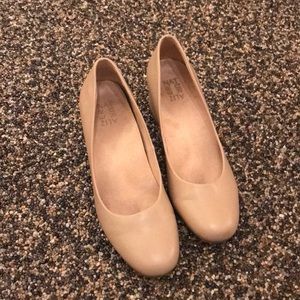 Naturalizer Block Heels